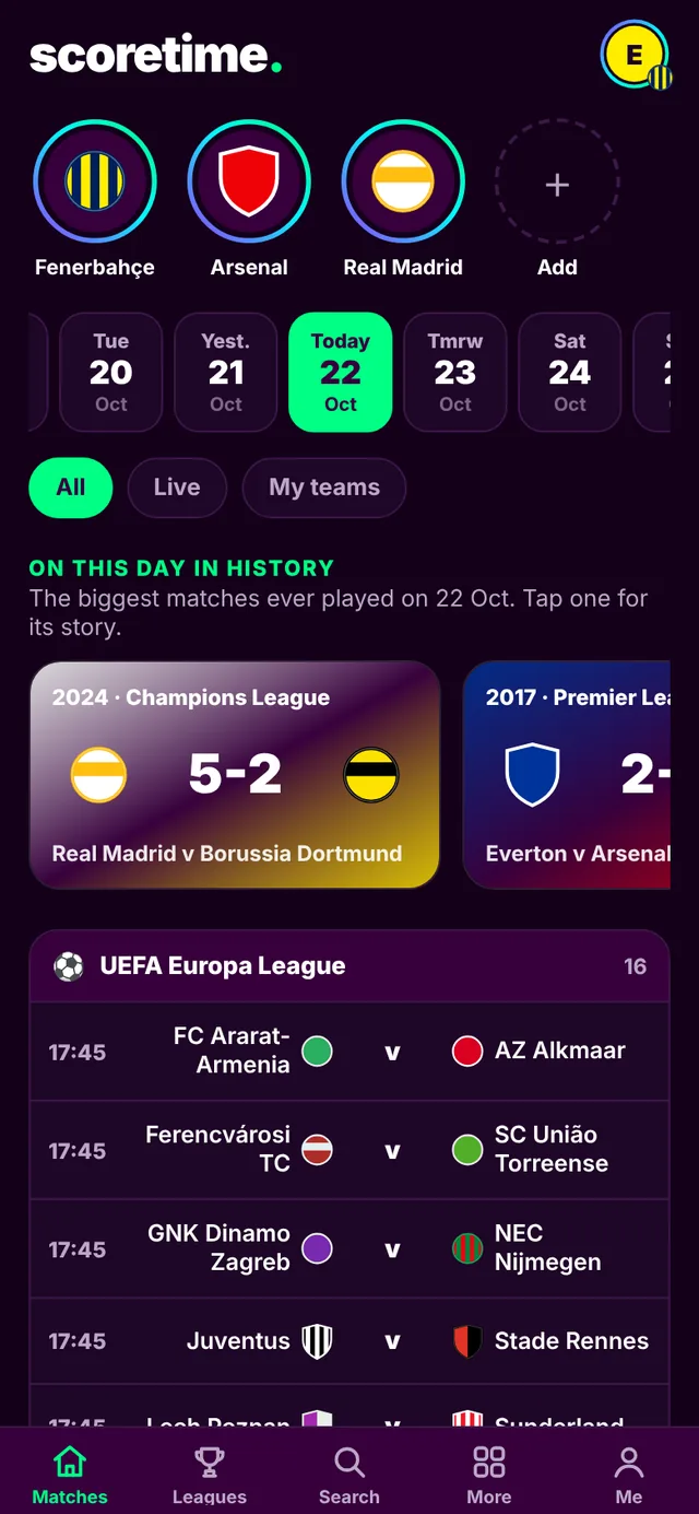 Home screen with favourite team bubbles for Fenerbahçe, Arsenal and Real Madrid, a date strip and today's matches